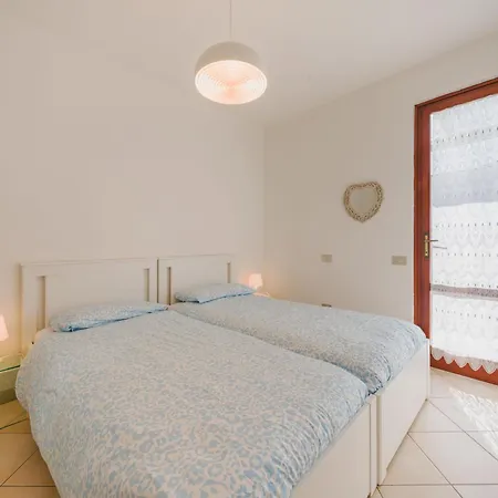 Scirocco By Interhome Appartement