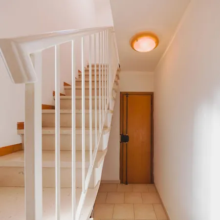 Apartment Scirocco By Interhome