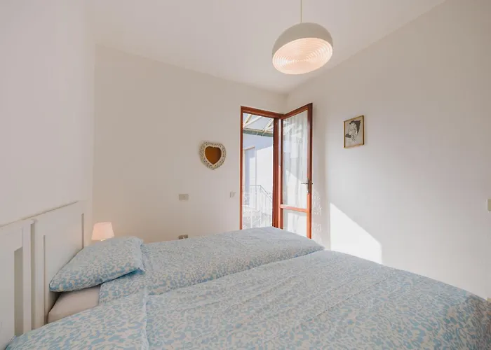 Scirocco By Interhome *